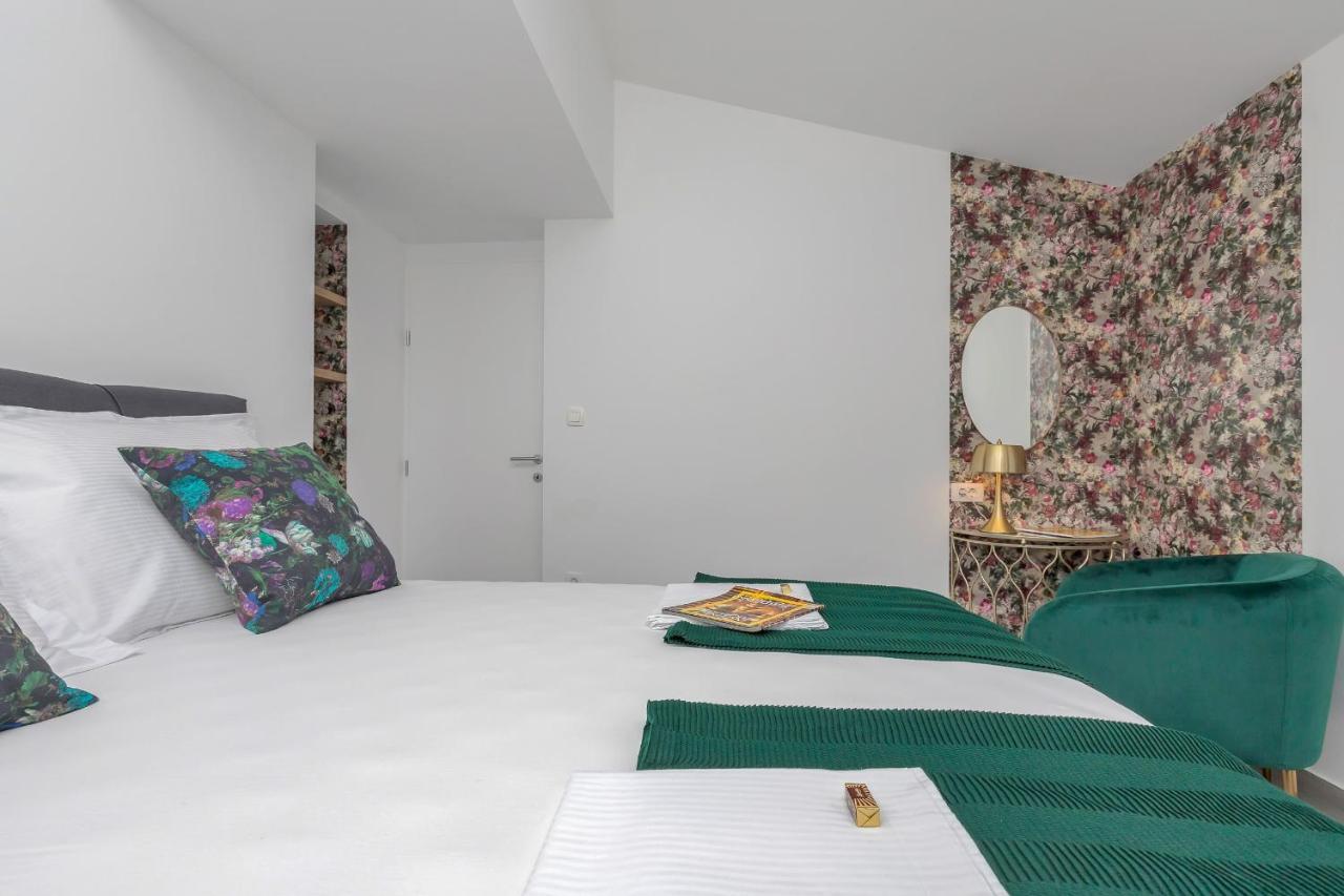 Apartments Strada Tucepi Bilik gambar